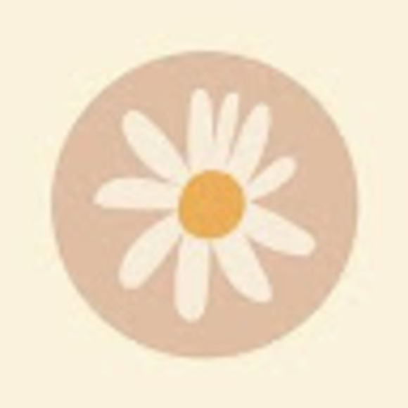 Meet your Posher, Quincey - Picture 1 of 1